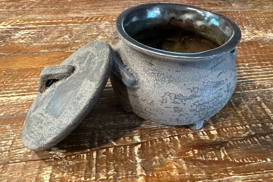 Cauldron with lid